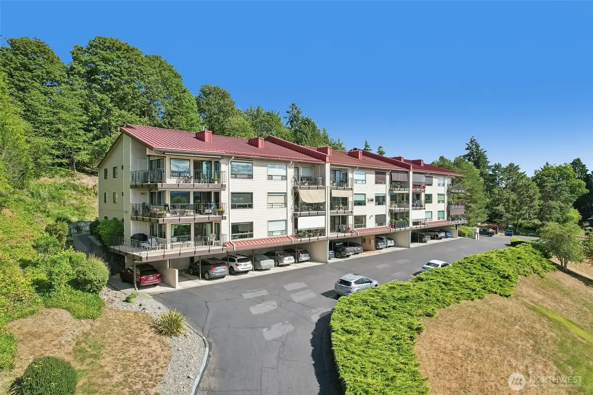 908 East Bay Drive Ne #E-104, Olympia, WA 98506 - #1