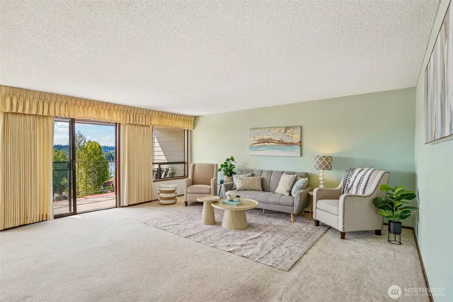 908 East Bay Drive Ne #E-104, Olympia, WA 98506 - #3