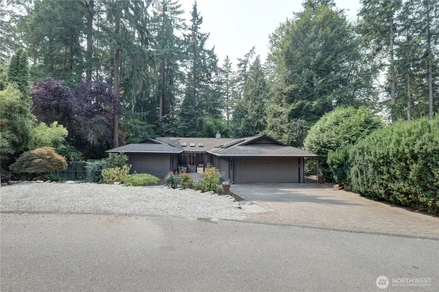 901 129th Place Ne, Bellevue, WA 98005 - #2