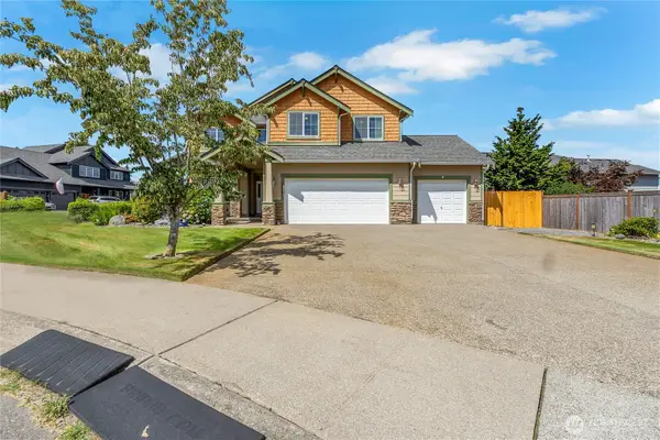 13427 169th Street Ct E, Puyallup, WA 98374