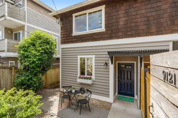 9121 23rd Avenue Ne, Seattle, WA 98115