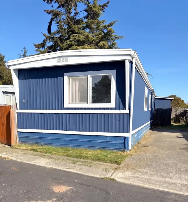 700 NW Crosby Avenue #100, Oak Harbor, WA 98277