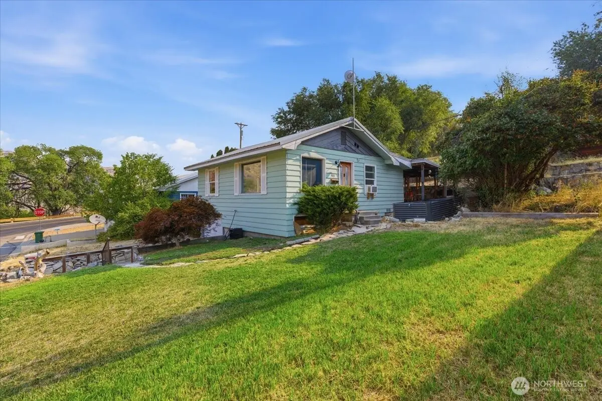 807 Birch Street, Coulee Dam, WA 99116 - #1