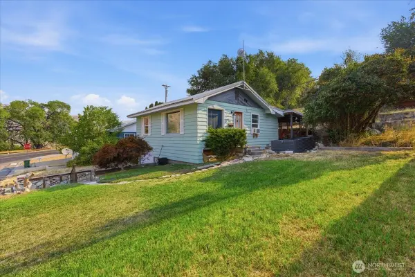807 Birch Street, Coulee Dam, WA 99116