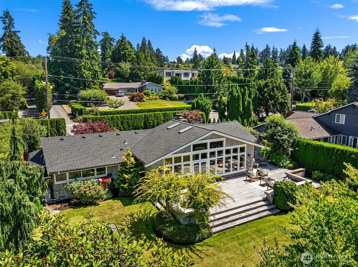 3029 92nd Avenue Ne, Clyde Hill, WA 98004 - #1