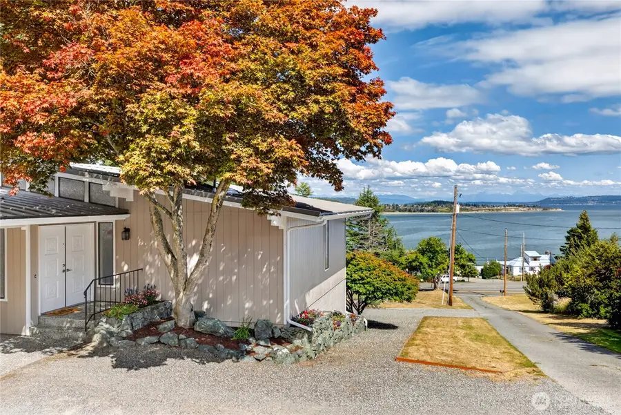578 SW Shelly Ln, Oak Harbor, WA 98277 - #3