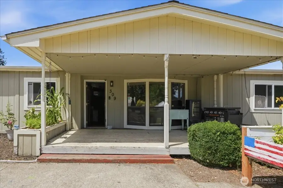 309 Warren Street N, Roy, WA 98580 - #2