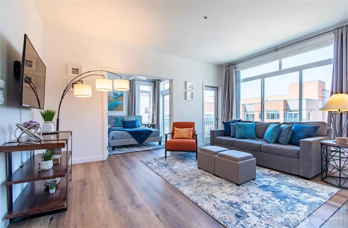 2415 2nd Avenue #729, Seattle, WA 98121 - #1