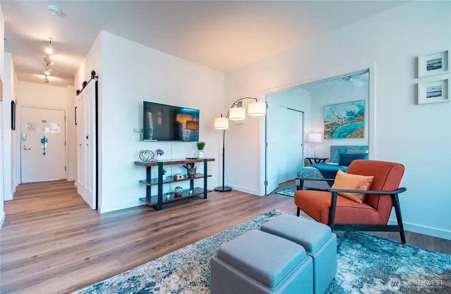 2415 2nd Avenue #729, Seattle, WA 98121 - #3