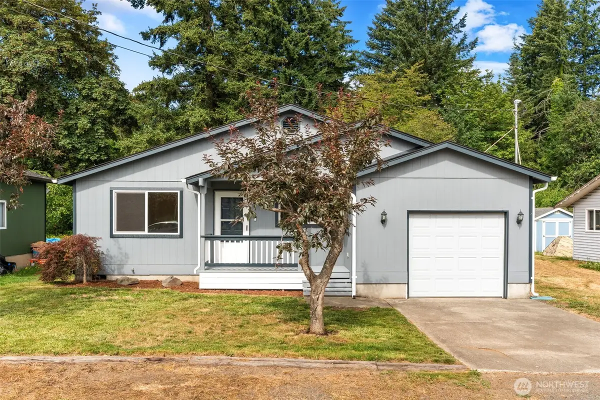713 1st Avenue Ne, Napavine, WA 98532 - #1