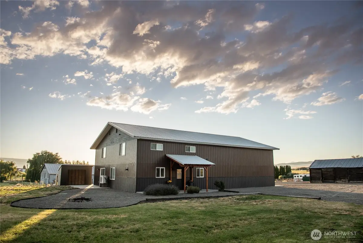 3352 Hungry Junction Road, Ellensburg, WA 98926 - #1