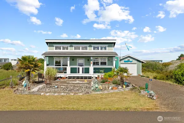 442 N Spinnaker Avenue Sw, Ocean Shores, WA 98569