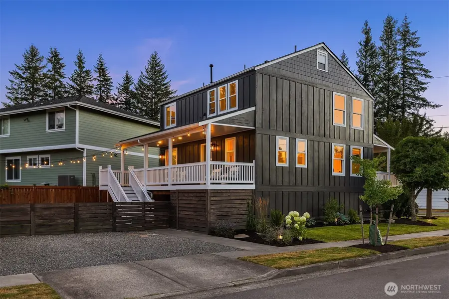 8734 Falls Avenue Se, Snoqualmie, WA 98065 - #2