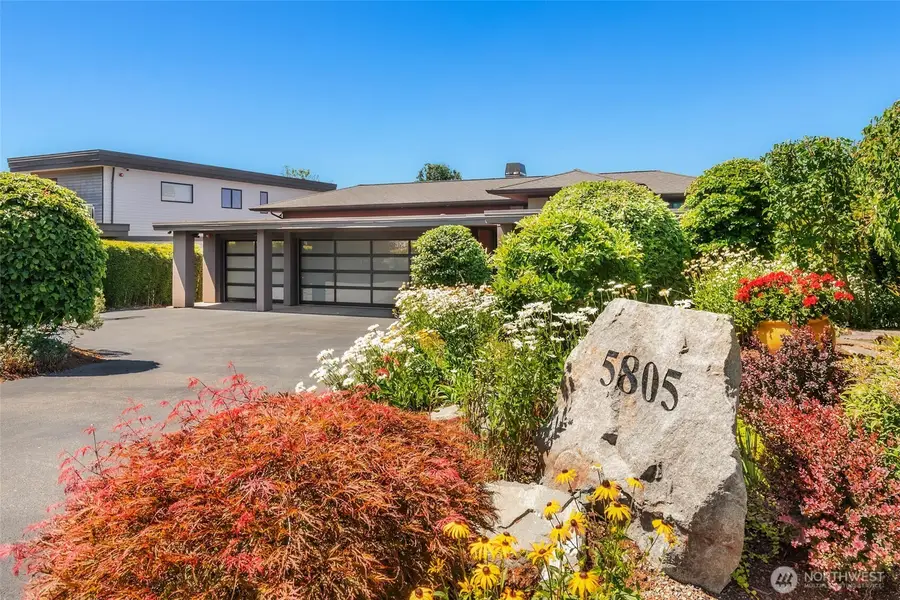 5805 104th Avenue Ne, Kirkland, WA 98033 - #3