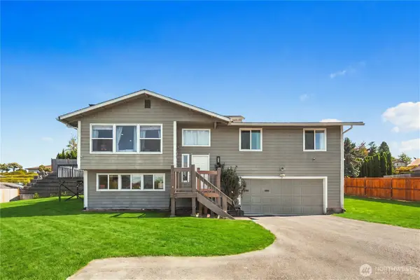 809 19th Avenue Sw, Puyallup, WA 98371