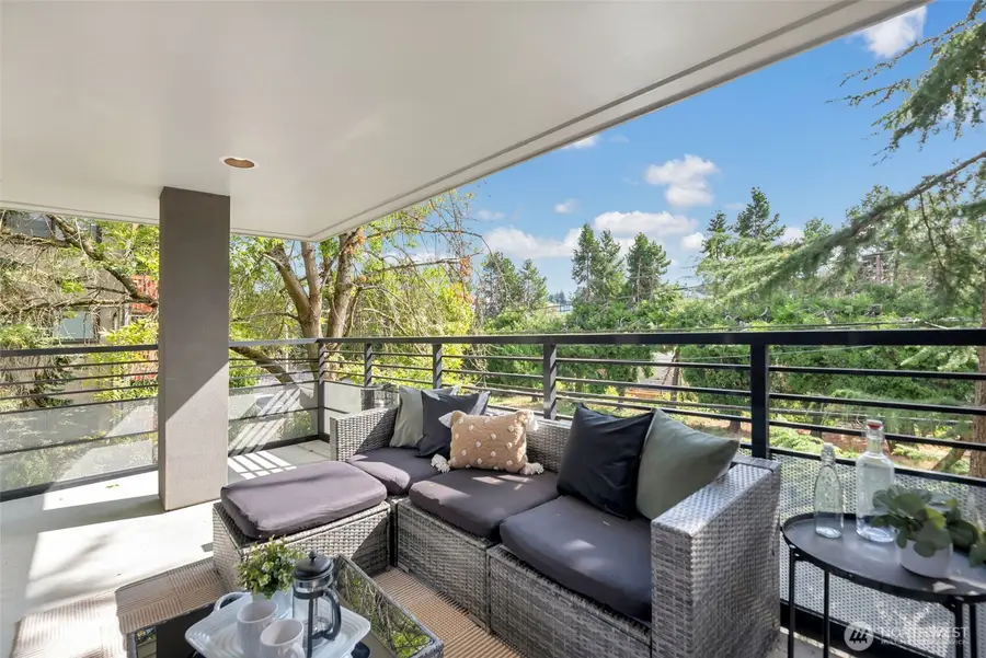 2000 W Barrett Street #205, Seattle, WA 98199 - #3