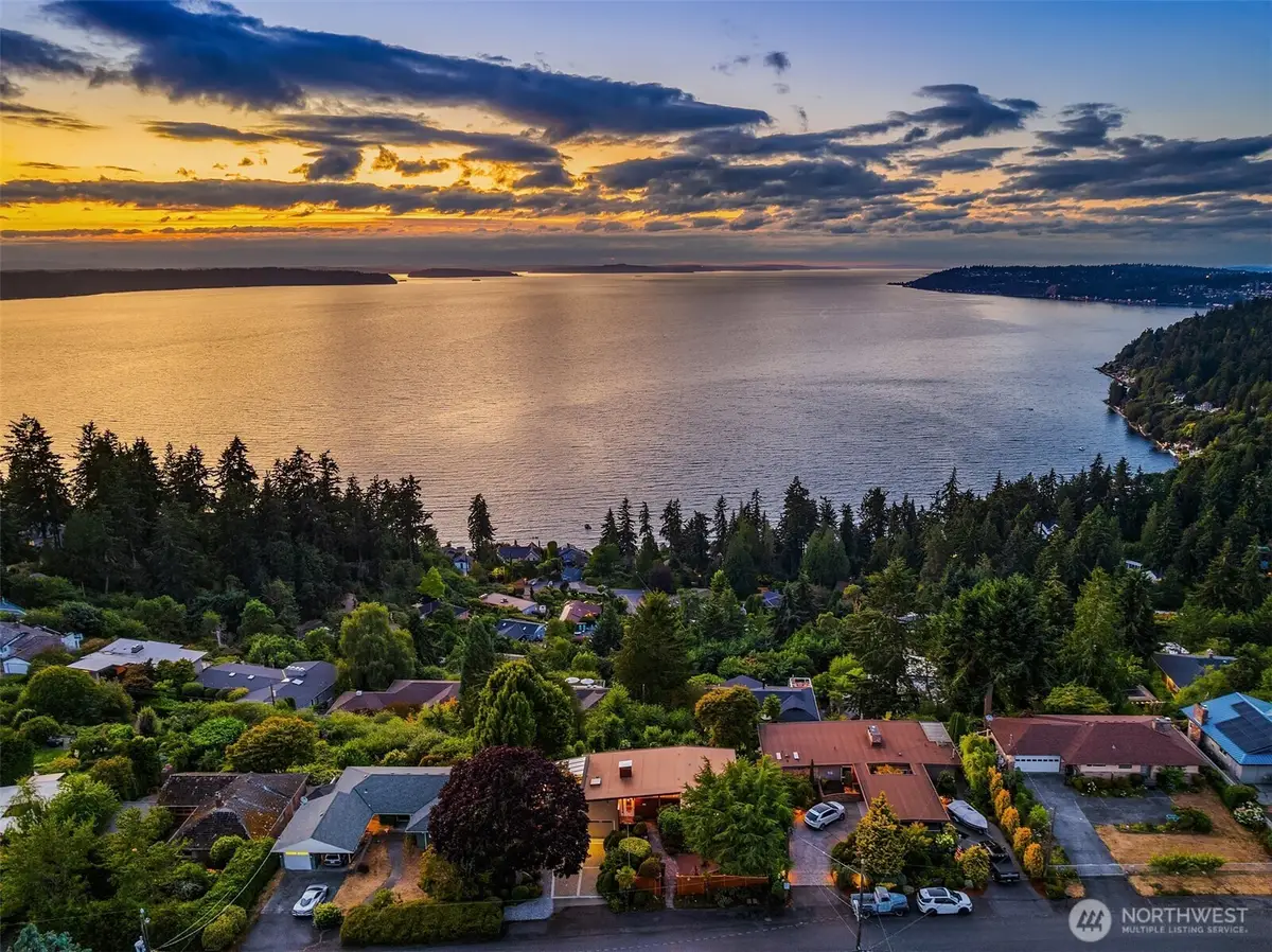 2702 SW 167th Place, Burien, WA 98166 - #1