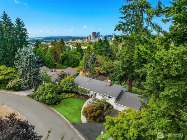 2805 124th Place Ne, Bellevue, WA 98005
