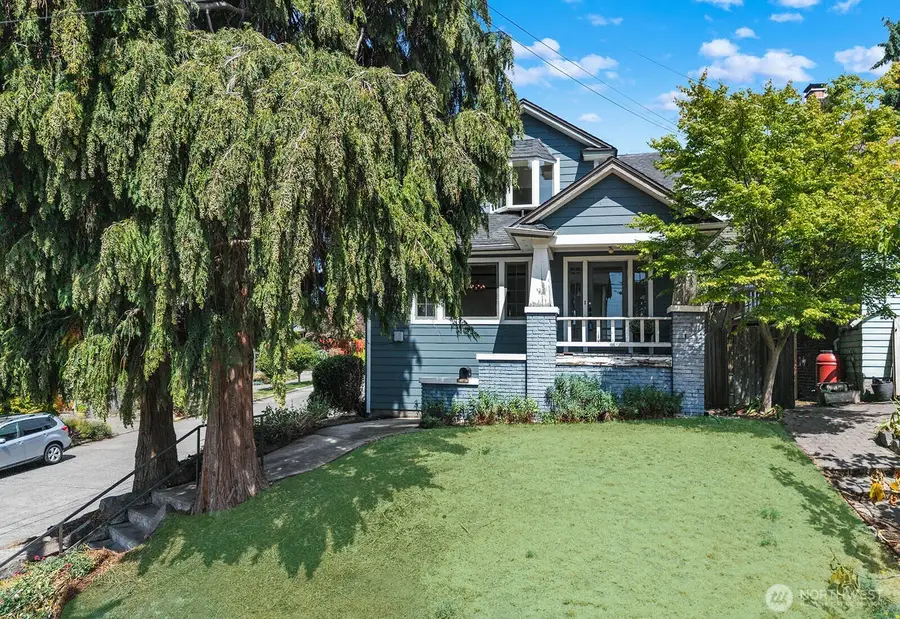 102 N 41st Street, Seattle, WA 98103 - #2