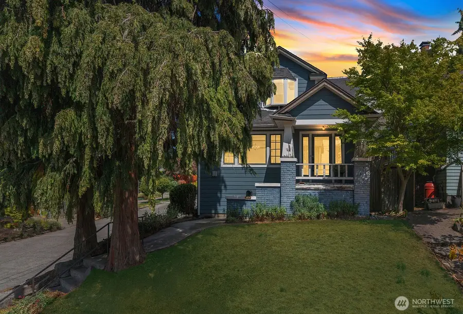 102 N 41st Street, Seattle, WA 98103 - #3
