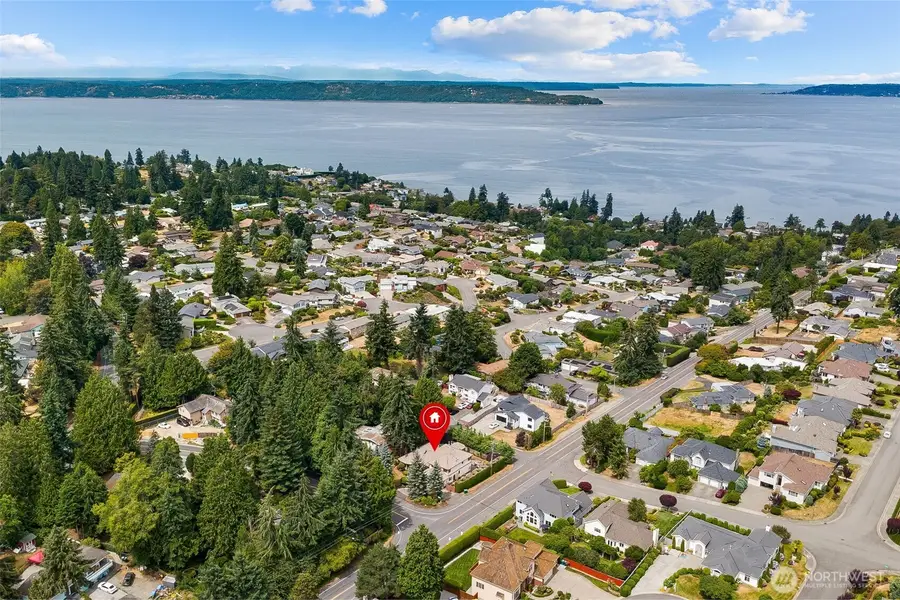 102 SW 301st Street, Federal Way, WA 98023 - #3