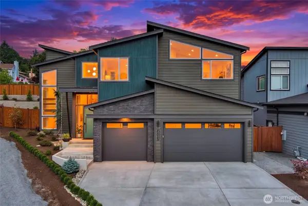 10052 196th Place, Bothell, WA 98011