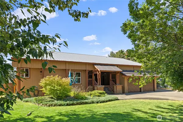 813 1/2 Broadway Avenue, South Cle Elum, WA 98943