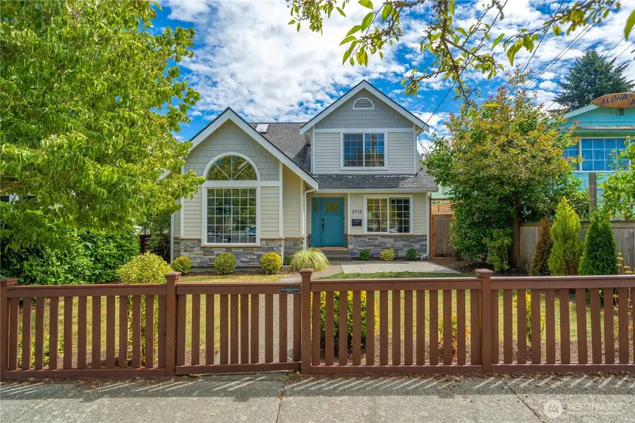 2712 57th Avenue Sw, Seattle, WA 98116 - #3