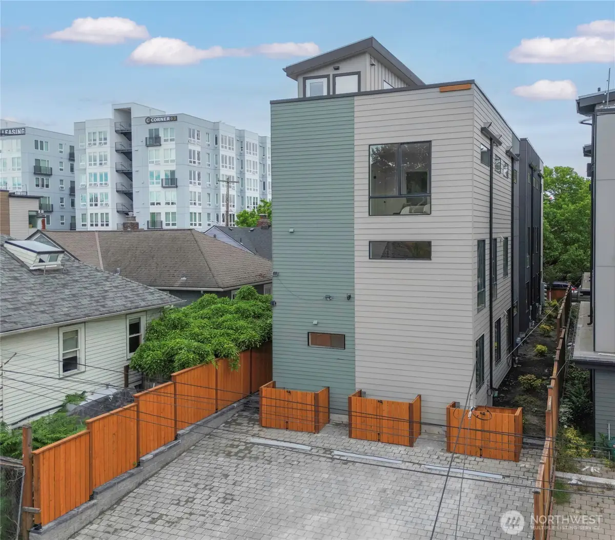 6223 9th Avenue Ne, Seattle, WA 98115 - #1