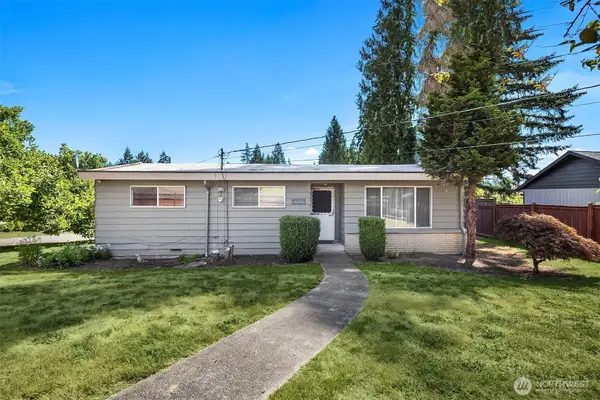 16727 1st Avenue Se, Bothell, WA 98012