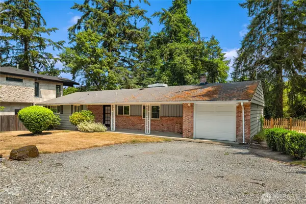 10466 SE 19th Street, Bellevue, WA 98004