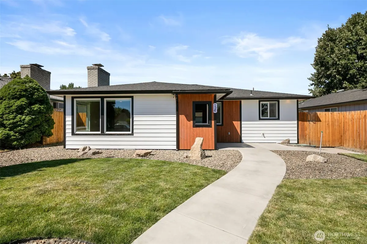 124 N Garfield, Wenatchee, WA 98801 - #1