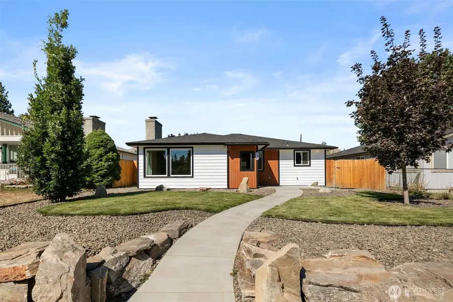 124 N Garfield, Wenatchee, WA 98801 - #2