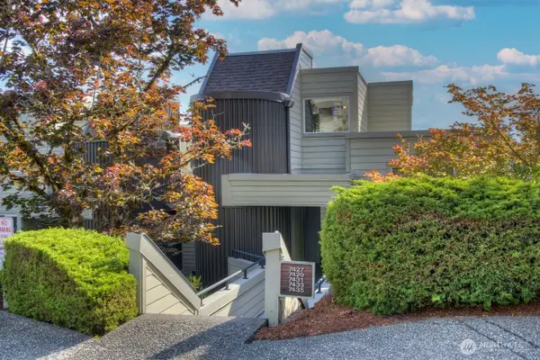 7427 Old Redmond Road #322, Redmond, WA 98052