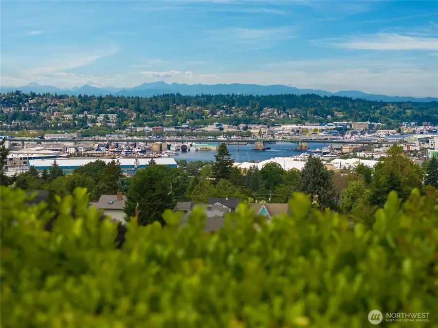 4311 Greenwood Avenue N, Seattle, WA 98103 - #2