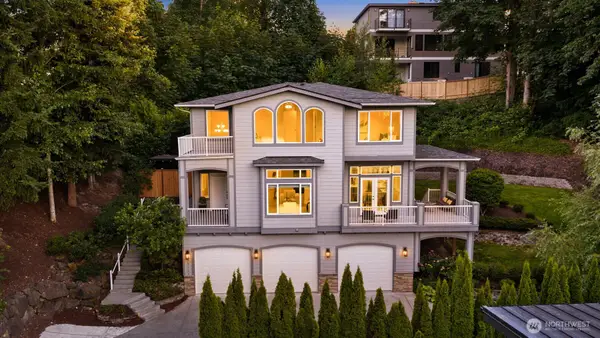16125 SE 44th Way, Bellevue, WA 98006