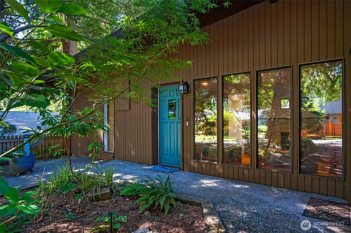 10733 Bartlett Avenue Ne, Seattle, WA 98125 - #1