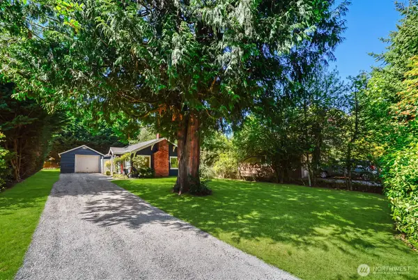 12721 27th Avenue Ne, Seattle, WA 98125
