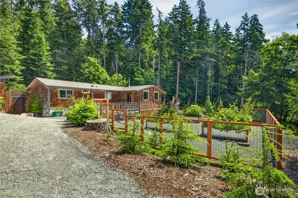 7489 Woody Lane, Anacortes, WA 98221