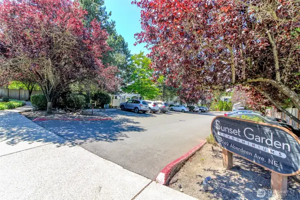 949 Aberdeen Avenue Ne #C107, Renton, WA 98056