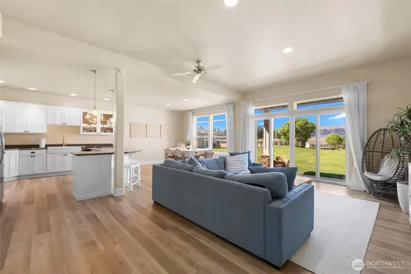 9234 Canyon Drive Nw #C10, Quincy, WA 98848