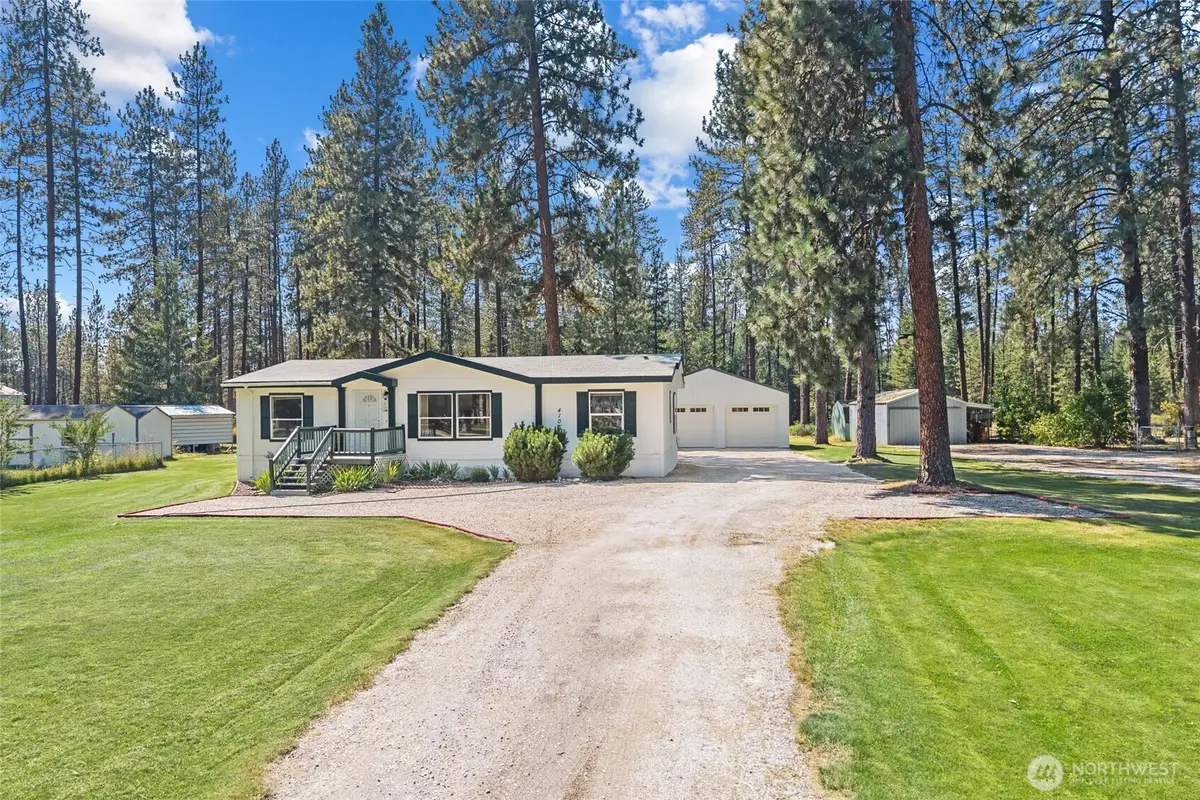 4105 Swallows Rd Road, Loon Lake, WA 99148 - #1