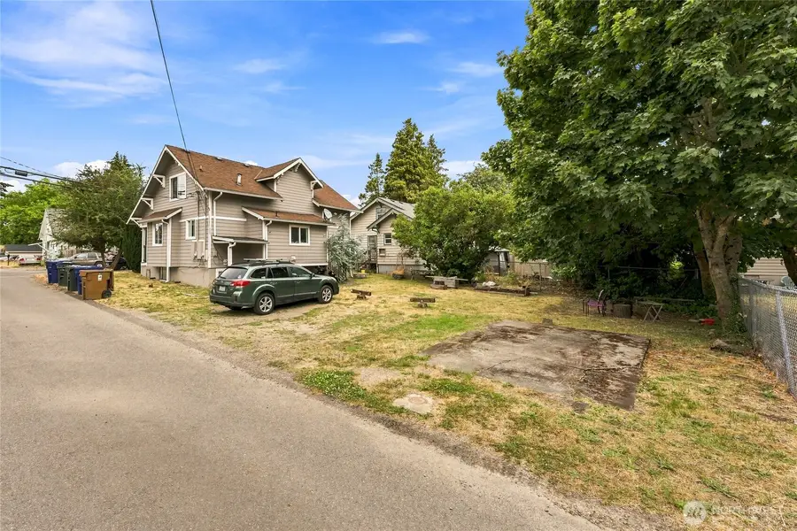 1110 S 25th Street #A/B, Tacoma, WA 98405 - #3