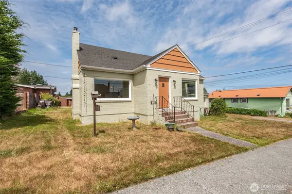 1316 S Laurel Street, Port Angeles, WA 98362