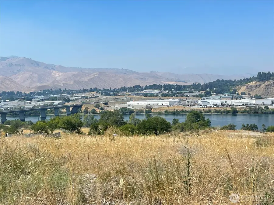 315 NW Deep River Crt #2, East Wenatchee, WA 98802 - #3