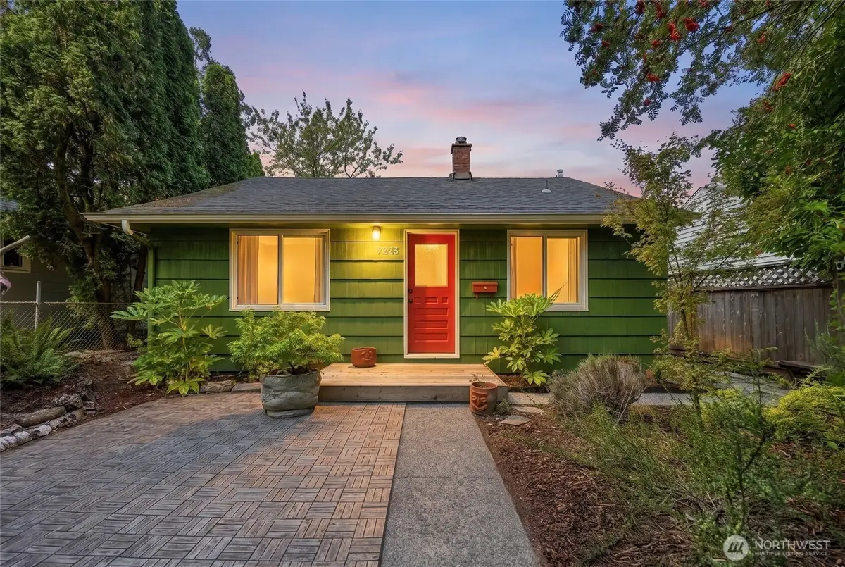 9223 21st Avenue Sw, Seattle, WA 98106 - #1