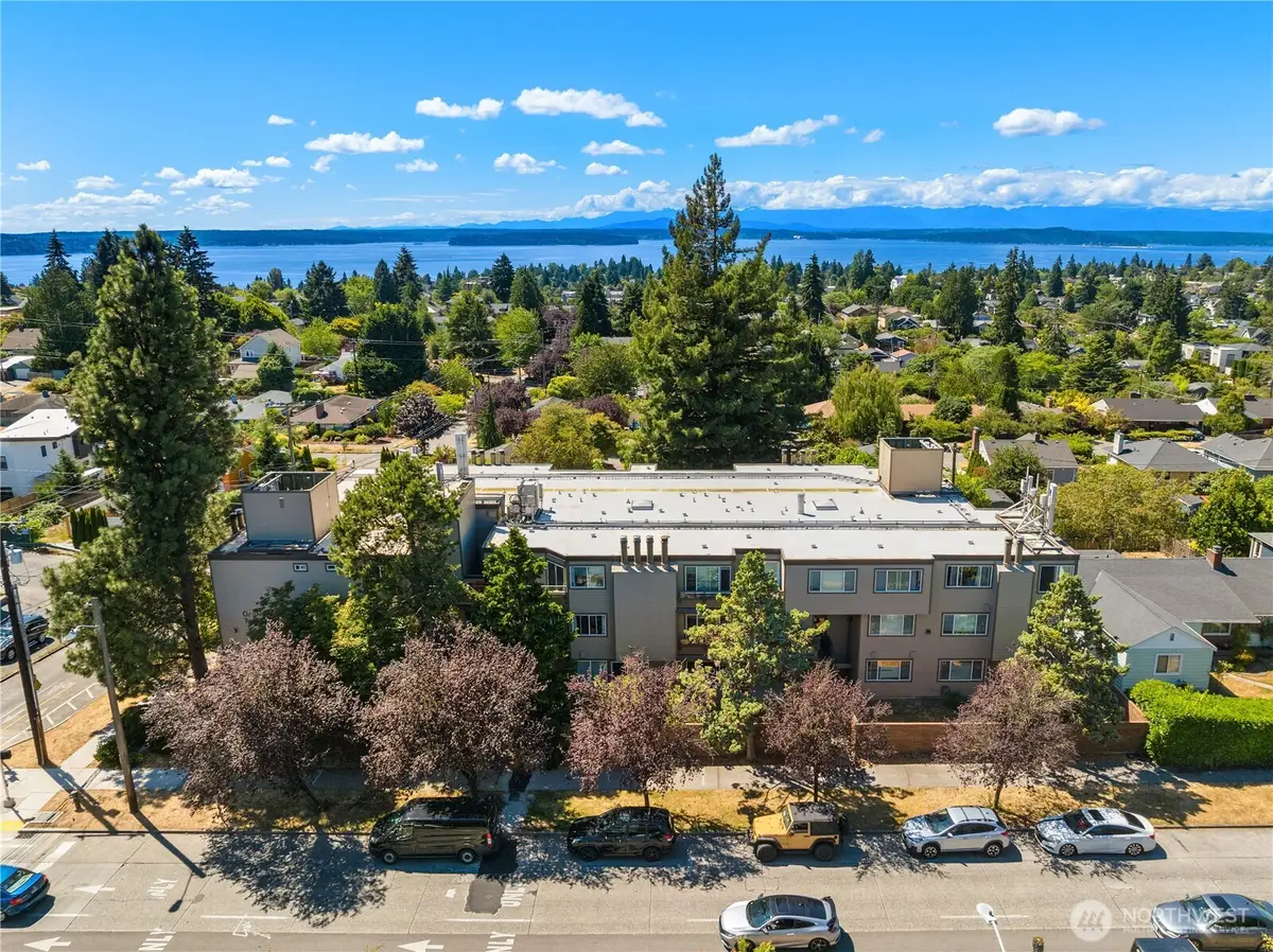 6055 35th Avenue Sw #107, Seattle, WA 98126 - #1