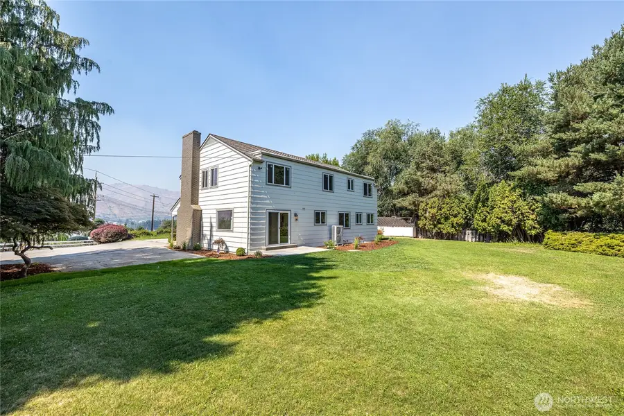 2328 Easy Street, Wenatchee, WA 98801 - #3