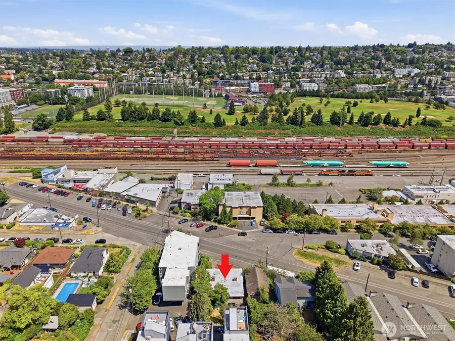 2657 Thorndyke Avenue W, Seattle, WA 98199 - #2