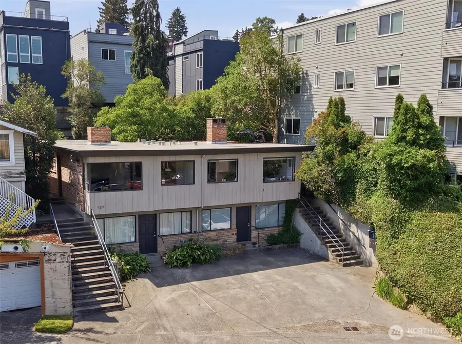 2657 Thorndyke Avenue W, Seattle, WA 98199 - #3